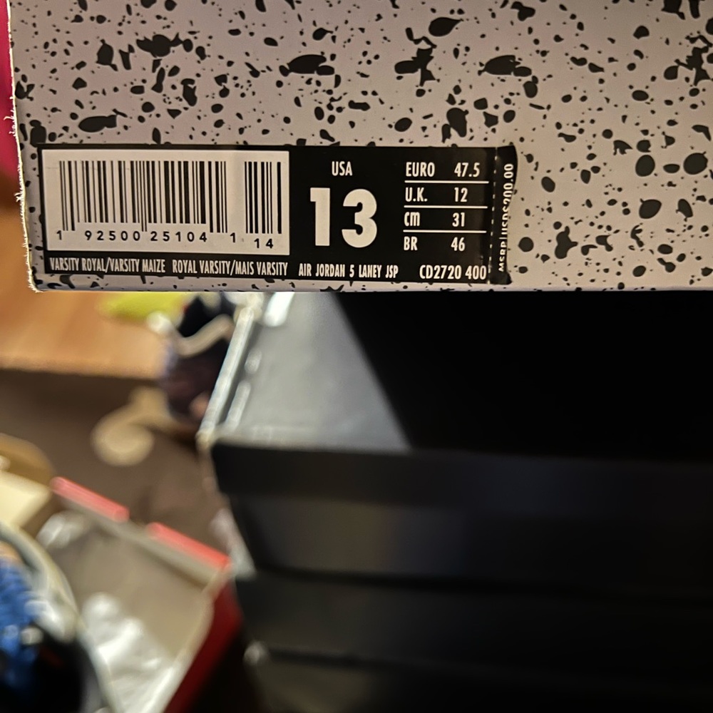 JORDAN RETRO 5 LANEY WORN ONCE  (FREE SHIPPING)